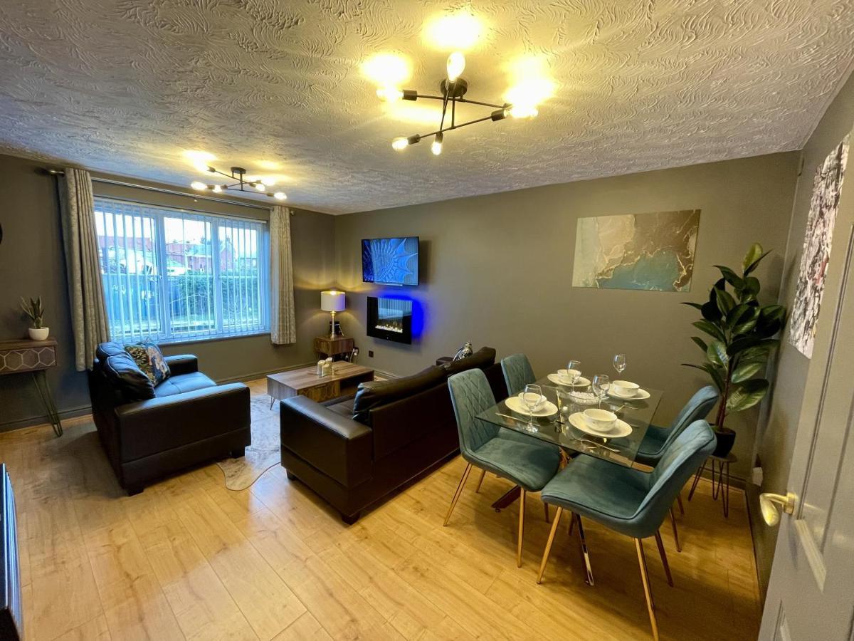 No24 - 2-Bed Boutique Apartment - Hosted By Hutch Lifestyle เลมิงตันสปา ภายนอก รูปภาพ