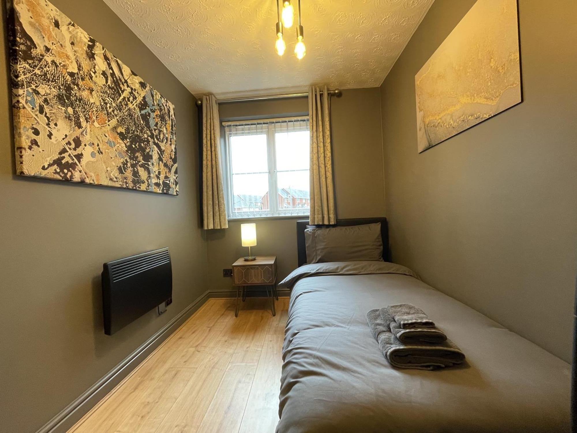 No24 - 2-Bed Boutique Apartment - Hosted By Hutch Lifestyle เลมิงตันสปา ภายนอก รูปภาพ
